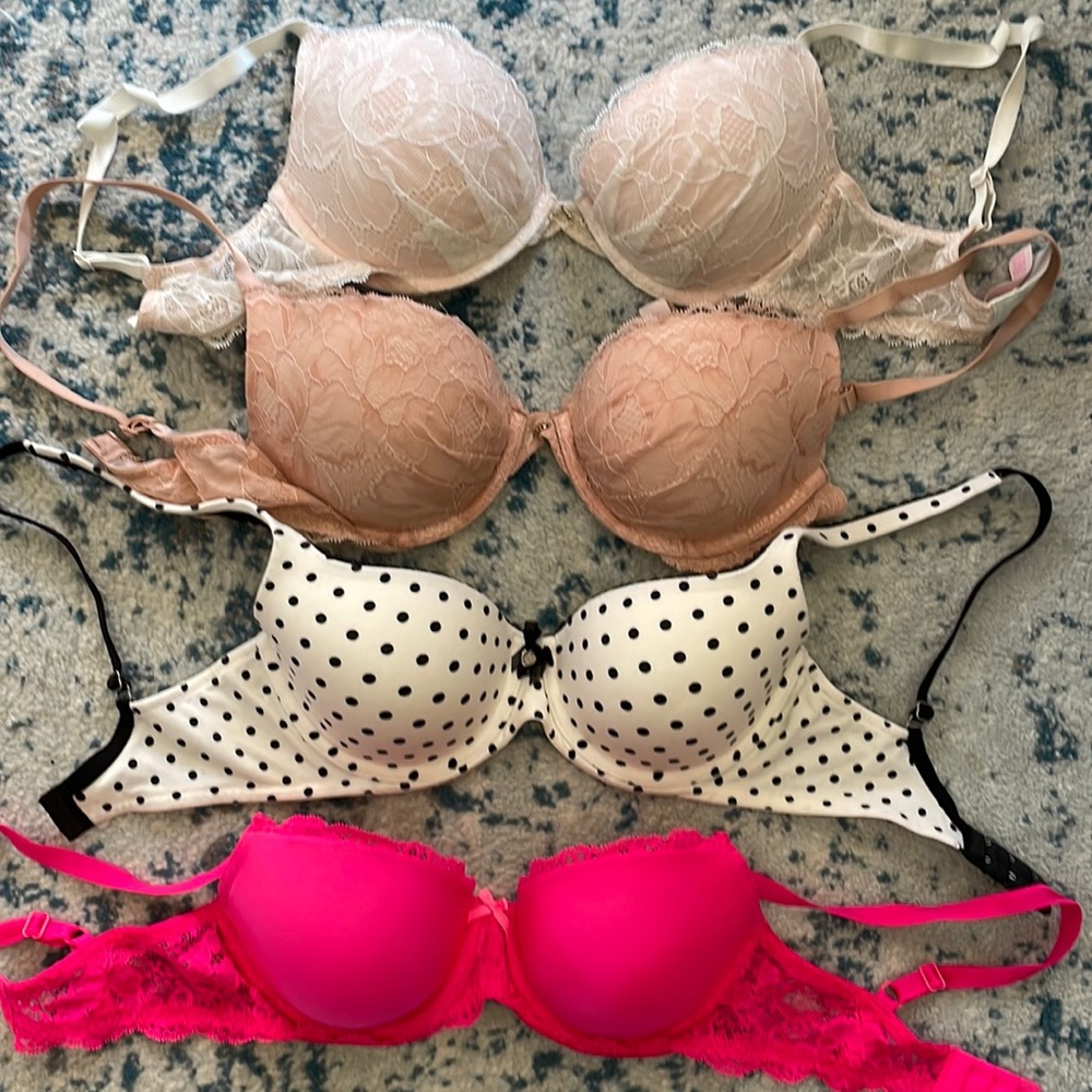 Victoria’s Secret bras